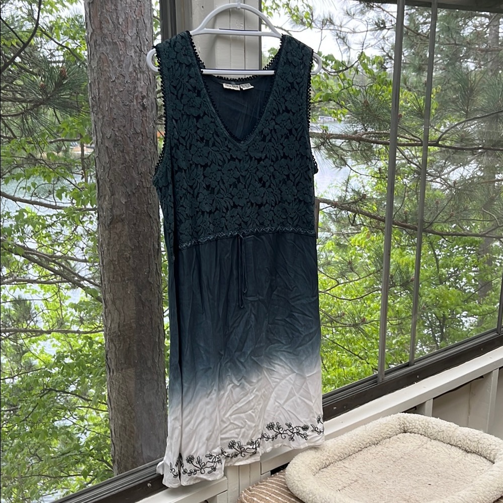 Raya Sun Blue and White  Lace-Trimmed Sundress